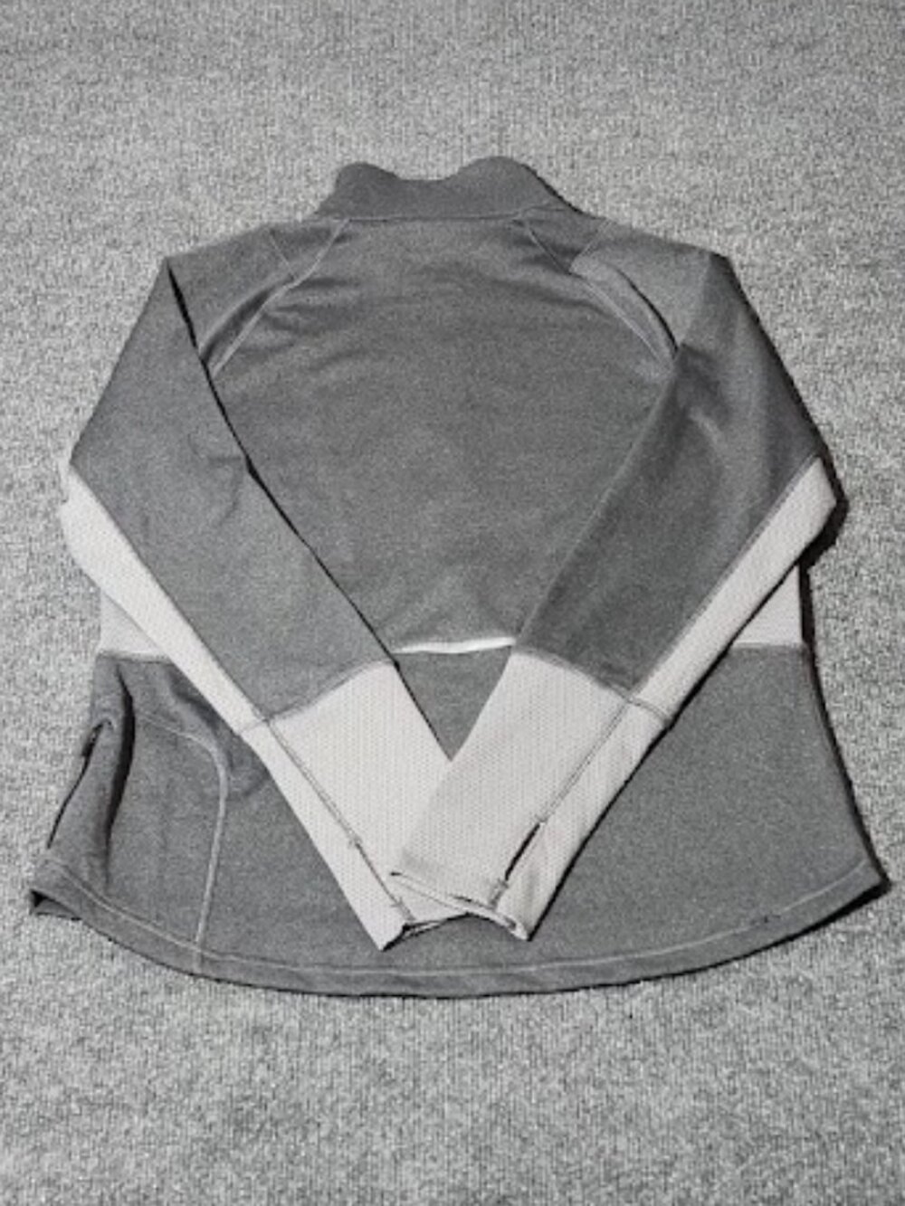 North Face Women's Long Sleeve 1/2 Zip Lightweight Pullover Shirt Large - Picture 3 of 4